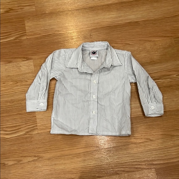 Good Lad White and Gray Button Down Shirt with Pinstripes - Picture 1 of 4